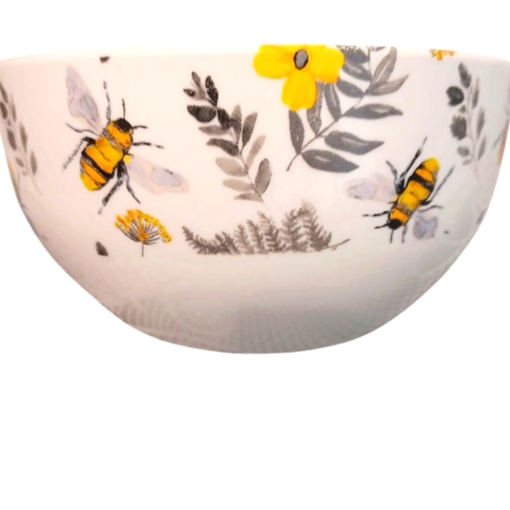 2 'You Are The Bee's Knees' Bowls